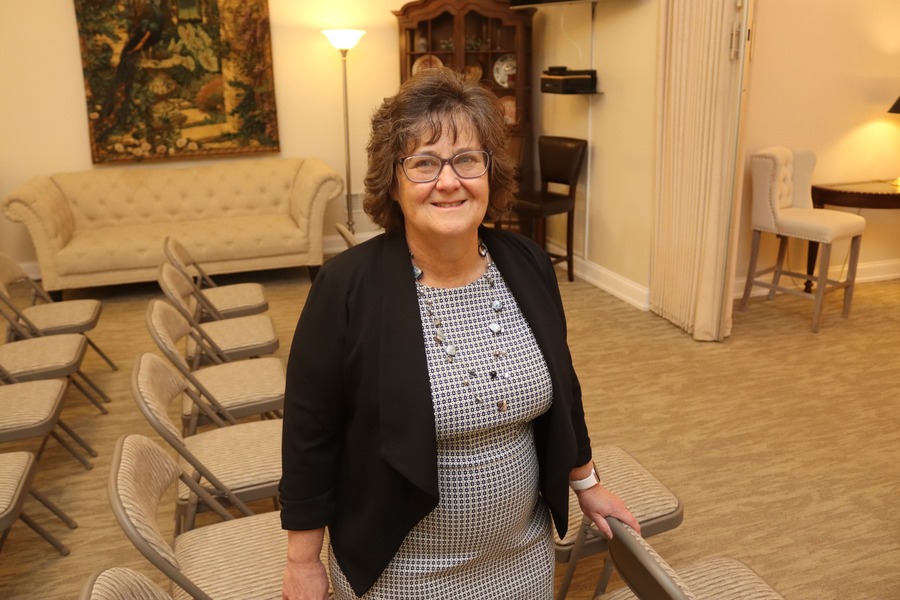 LInda Corless